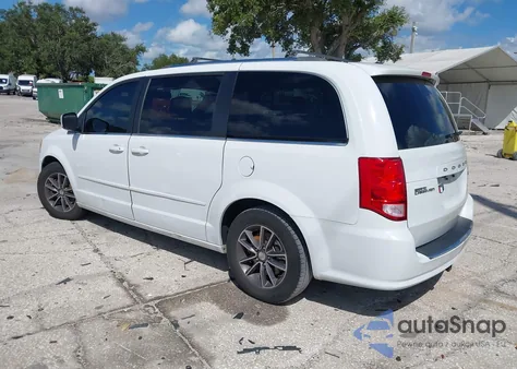 2017 Dodge Grand Caravan Sxt z USA, uszkodzony, nr VIN 2C4RDGCGXHR814302